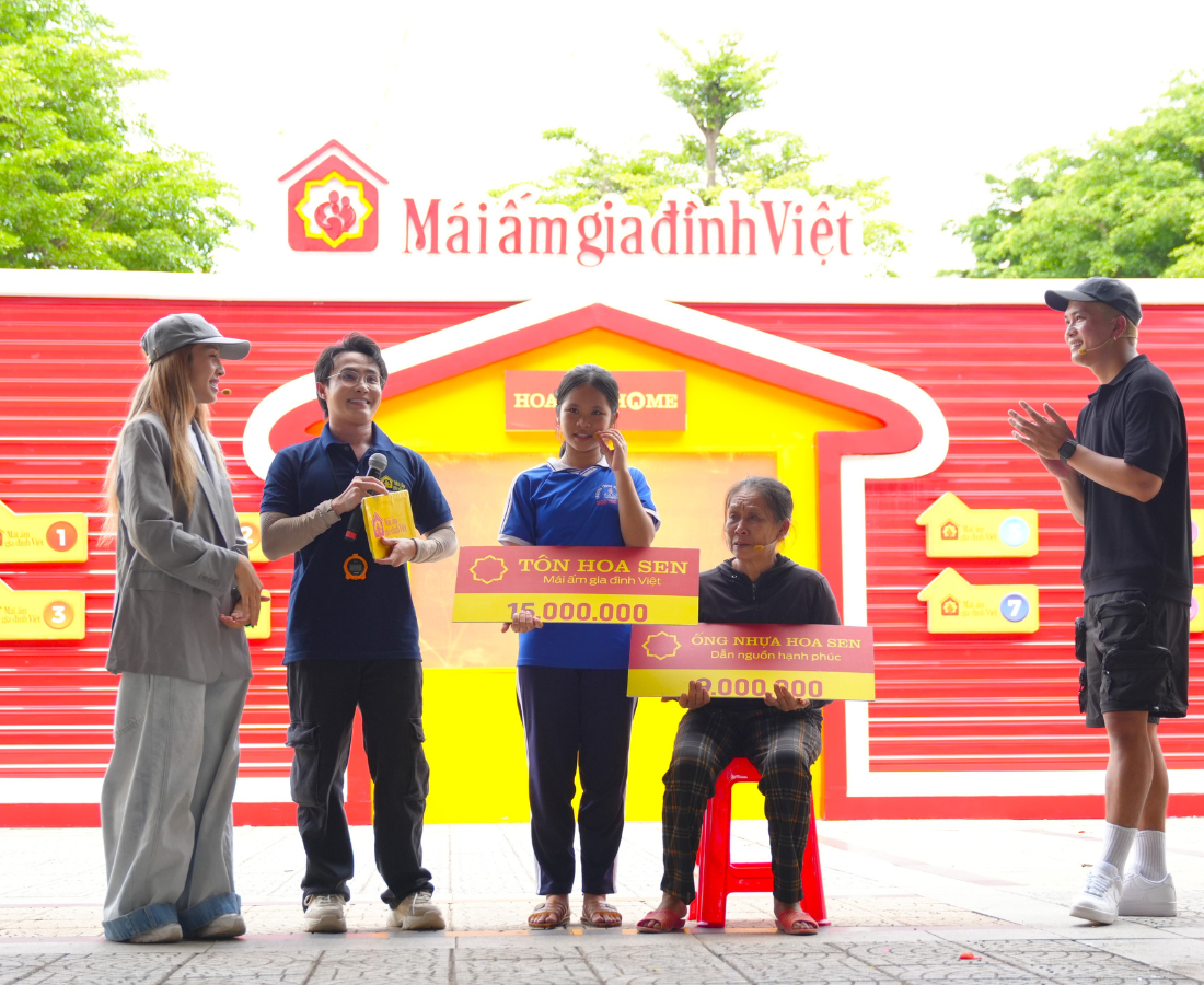 Gia đình em Hoàng Ngọc Bảo Khánh về nhì.