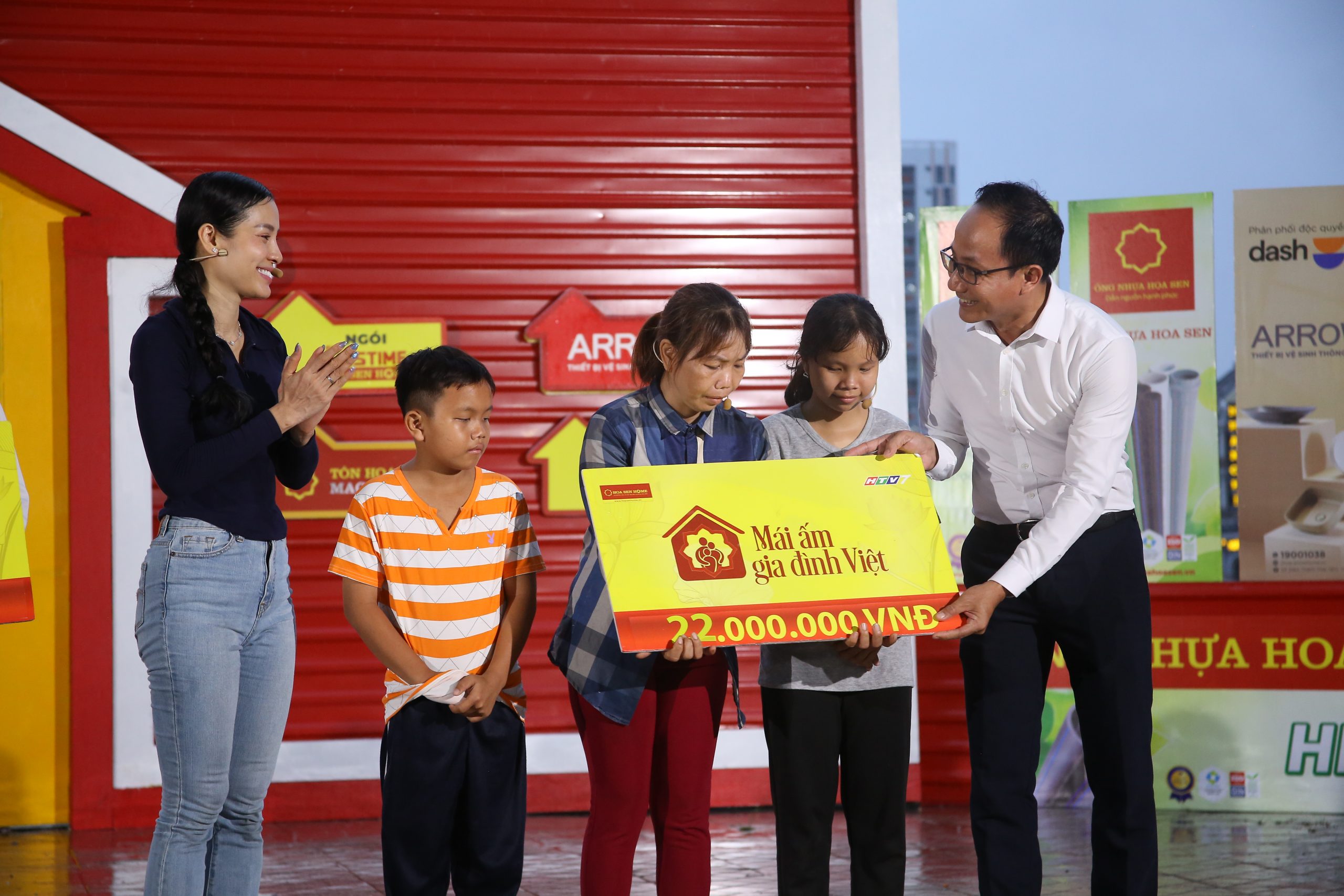 Gia đình em Phạm Lê Mẫn Thi về nhì.